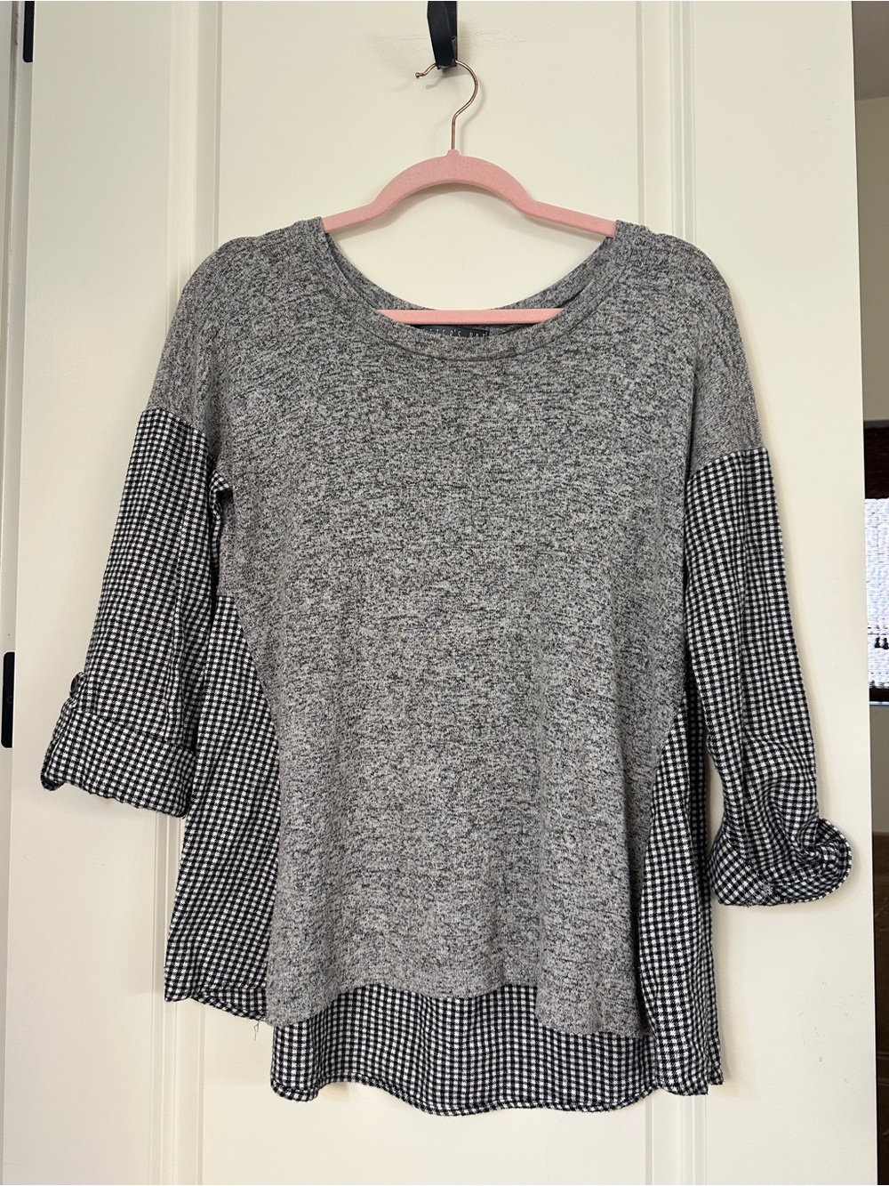 Potter's Pot Grey Knit Top with Black-and-White Gingham Sleeves